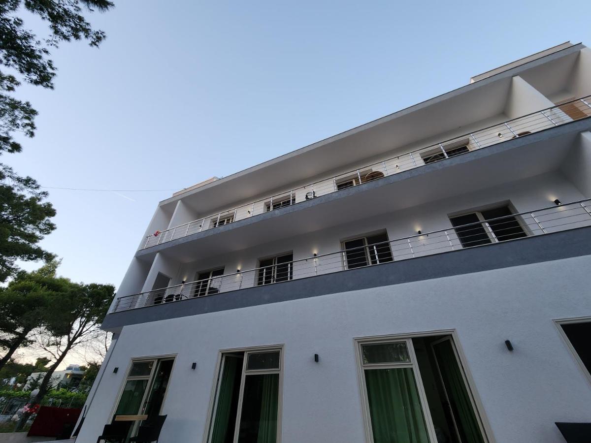 Vlorë Sea Front Villa מראה חיצוני תמונה
