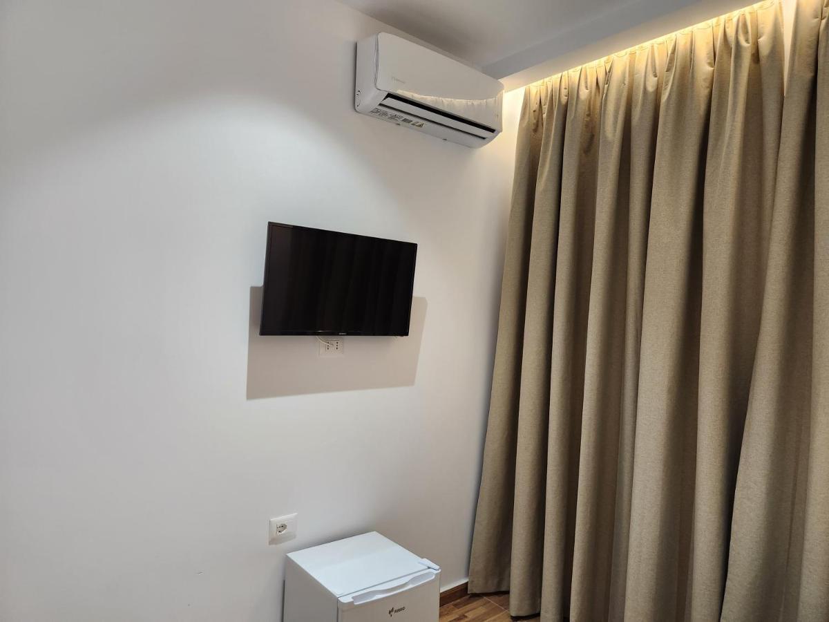 Vlorë Sea Front Villa מראה חיצוני תמונה