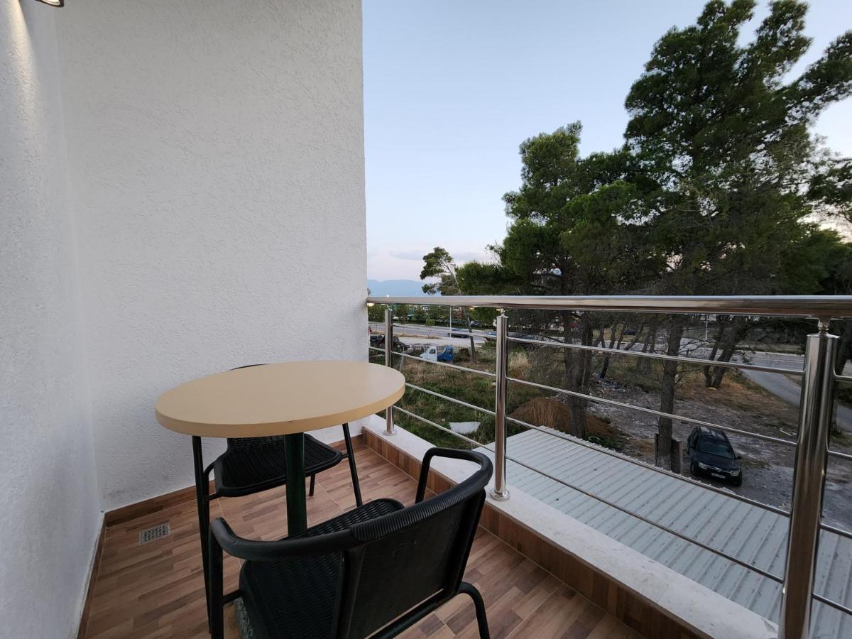 Vlorë Sea Front Villa מראה חיצוני תמונה